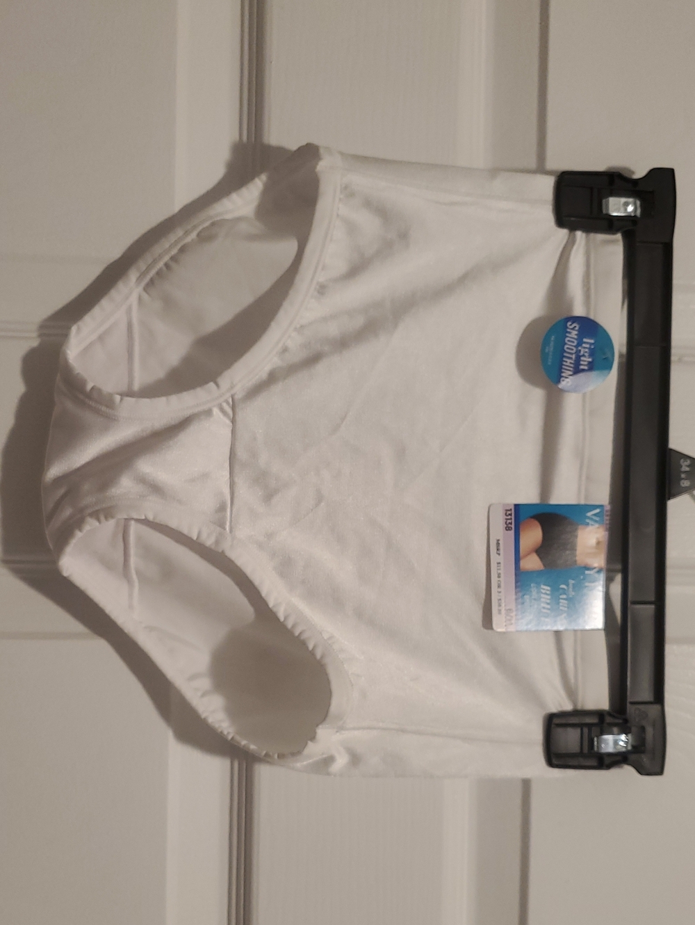 Vanity Fair White Seamless Brief - Smooth Stretch 6/M NWT